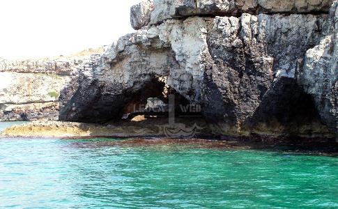 Grotte del Cerchio, del Talatu, e grotta di Mesciu Scianni a Leuca