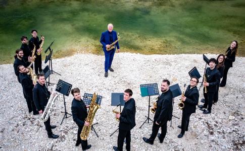 Domenica 21 aprile - l’Orchestra Giovanile Italiana di Saxofoni in concerto a Cutrofiano per l'anteprima del festival “Not(t)e di luna”