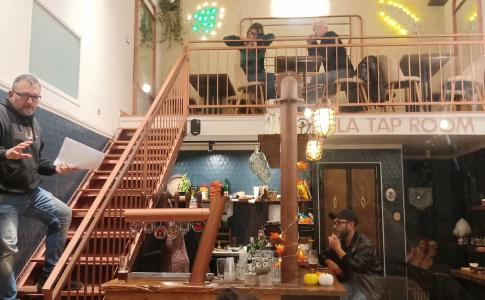 Un anno di “Racconti al Bancone”: si festeggia il compleanno del format ripartendo… da dove tutto è iniziato!